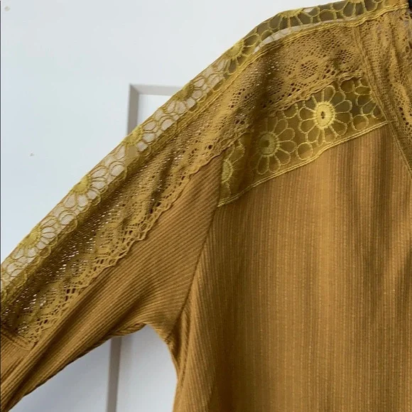 Free People Lola Lace Trim V-Neck - Picture 5 of 10